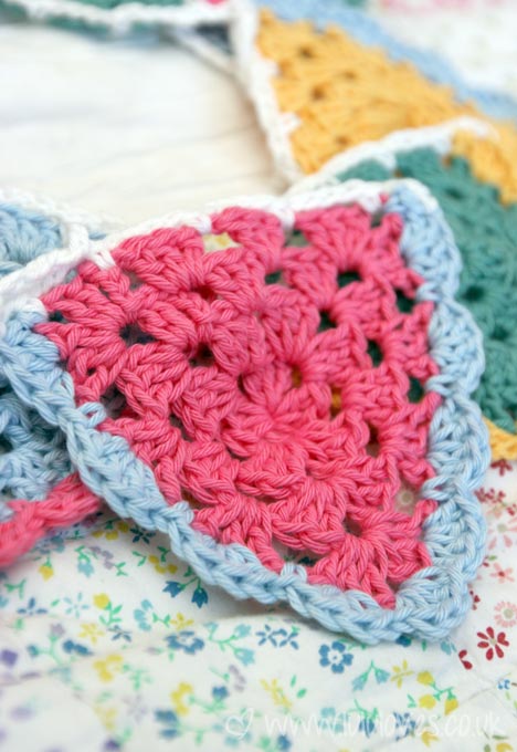 crochet-triangle
