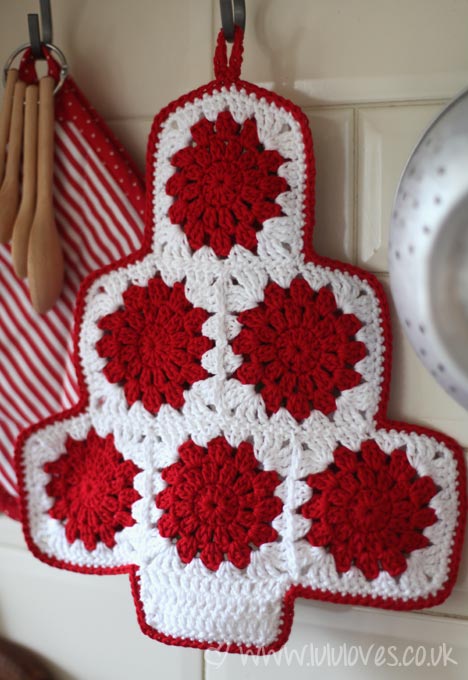 crochet-christmas-potholder
