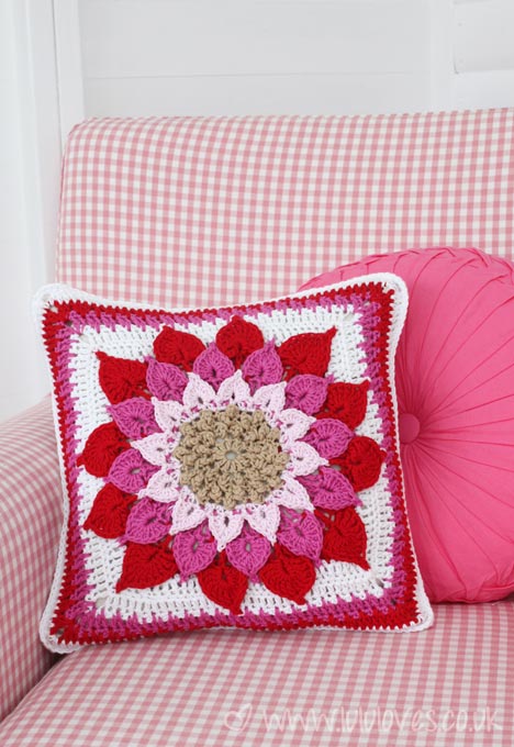 Crochet Crocodile Flower Cushion