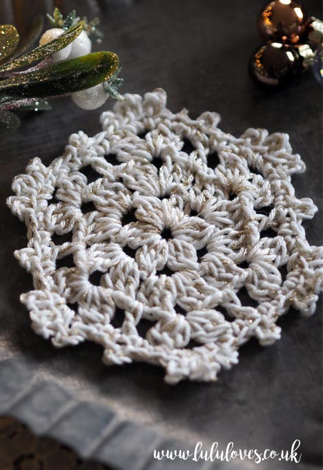 Lululoves: Crochet Snowflake Coaster Pattern